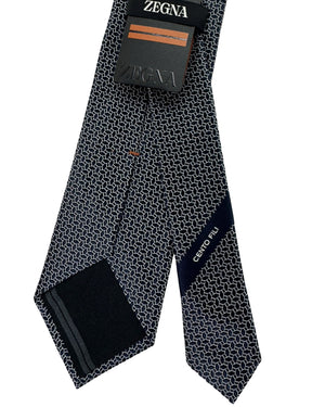 Ermenegildo Zegna
Genuine / Authentic