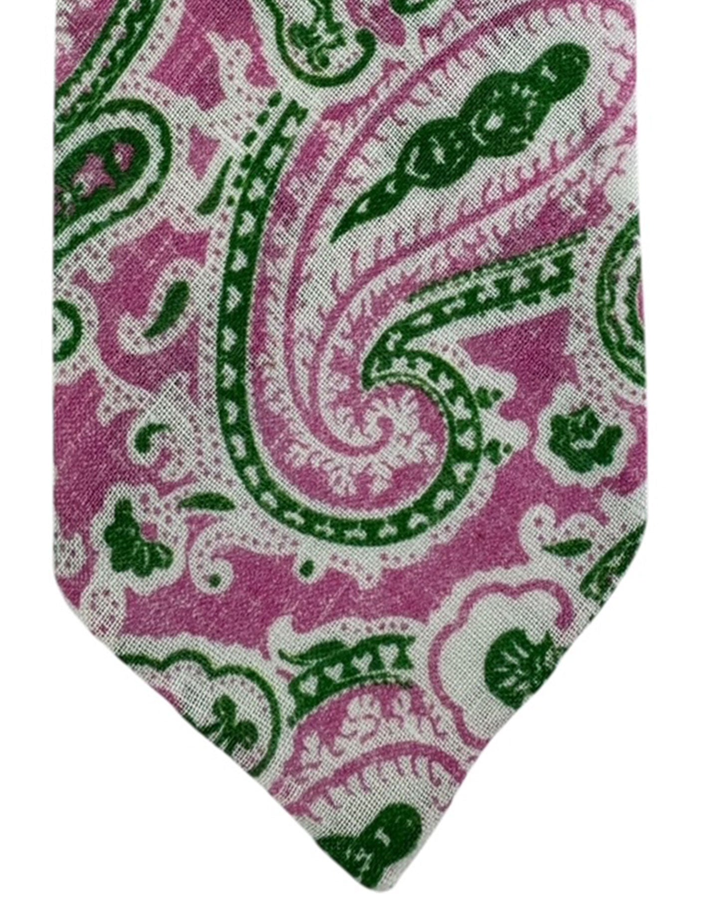 Paisley tie
